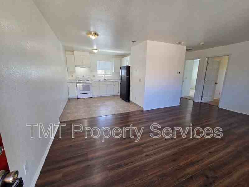 228 Mcfarland St #6 - Photo 4 of 22