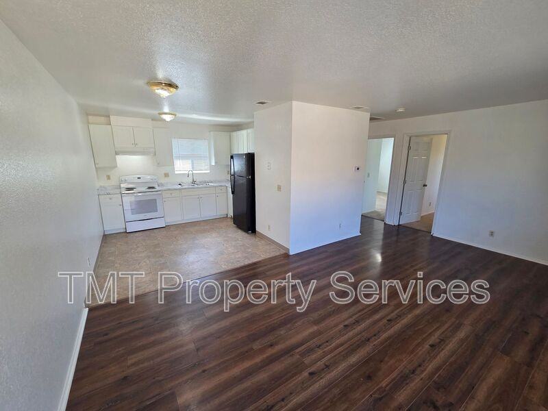 228 Mcfarland St #6 - Photo 5 of 22