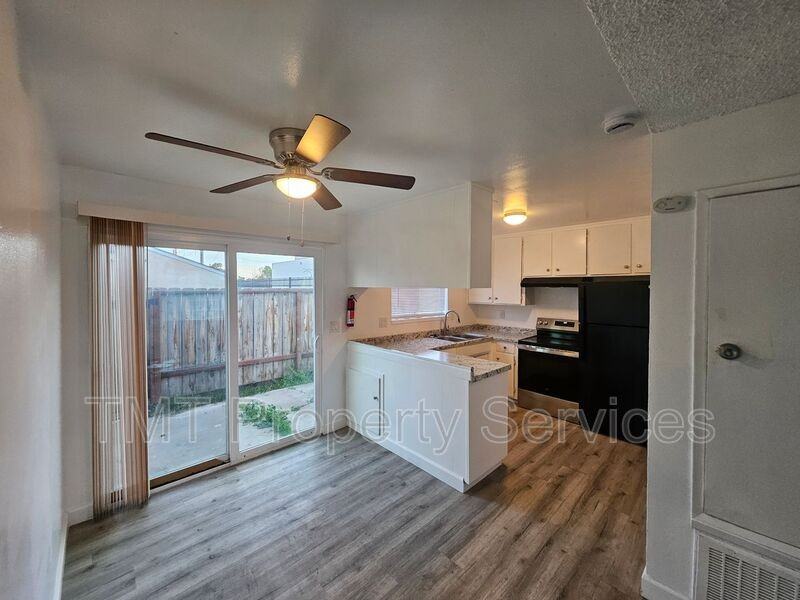 8611 Acapulco Way #4 - Photo 5 of 25