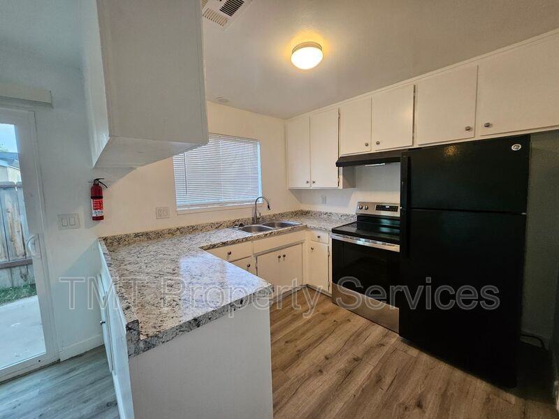 8611 Acapulco Way #4 - Photo 7 of 25