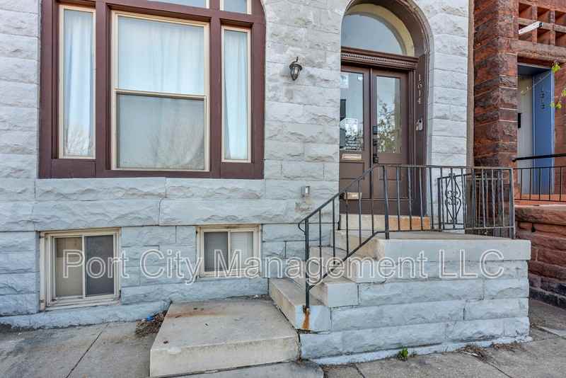 1614 Mcculloh St - Photo 3 of 20