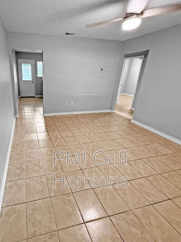 5 Ellinor Ct #B - Photo 2 of 12