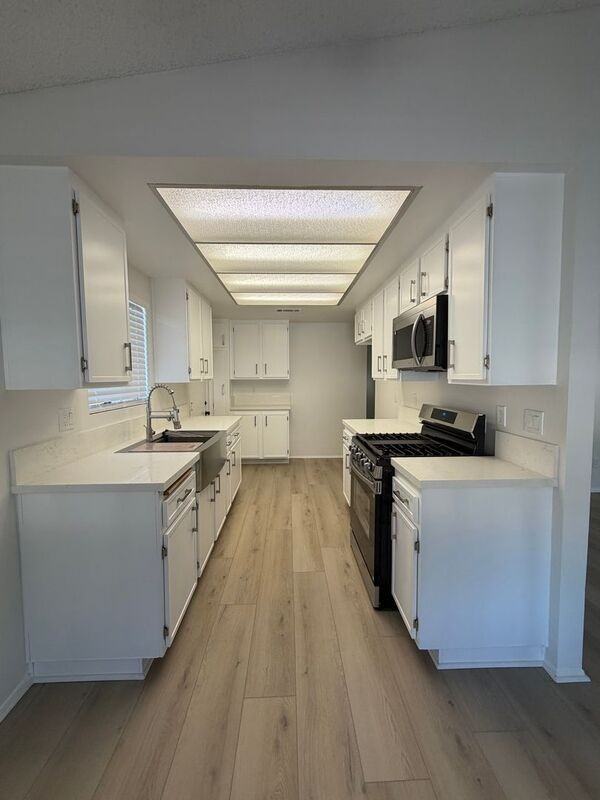 28244 Encanto Dr - Photo 4 of 18