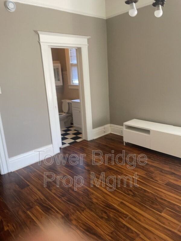 1710 1/2 16th St - Photo 4 of 14