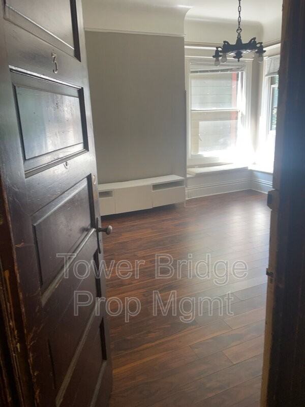 1710 1/2 16th St - Photo 6 of 14