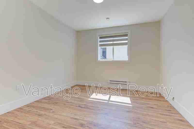 1524 Vineyard Dr - Photo 5 of 18