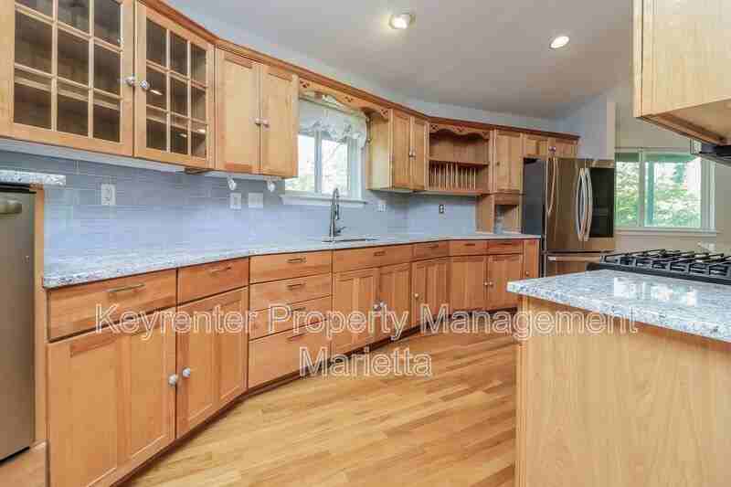 153 Learner Ct Se - Photo 7 of 23