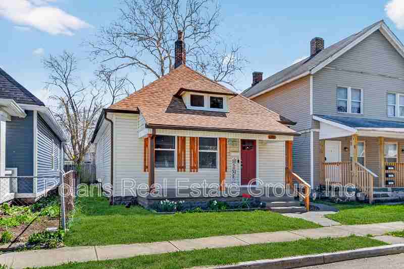 1201 Saint Peter St - Photo 2 of 25