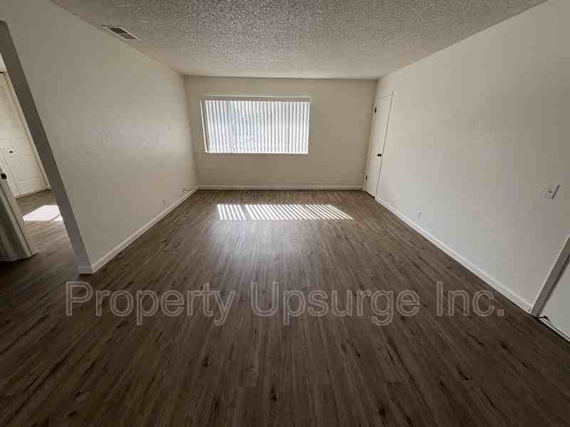 715 Mary St #24 - Photo 4 of 14