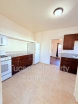 724 E Drachman St - Photo 1 of 1