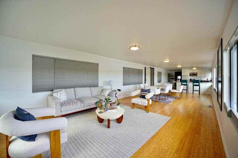 315 E Strawberry Dr - Photo 3 of 15