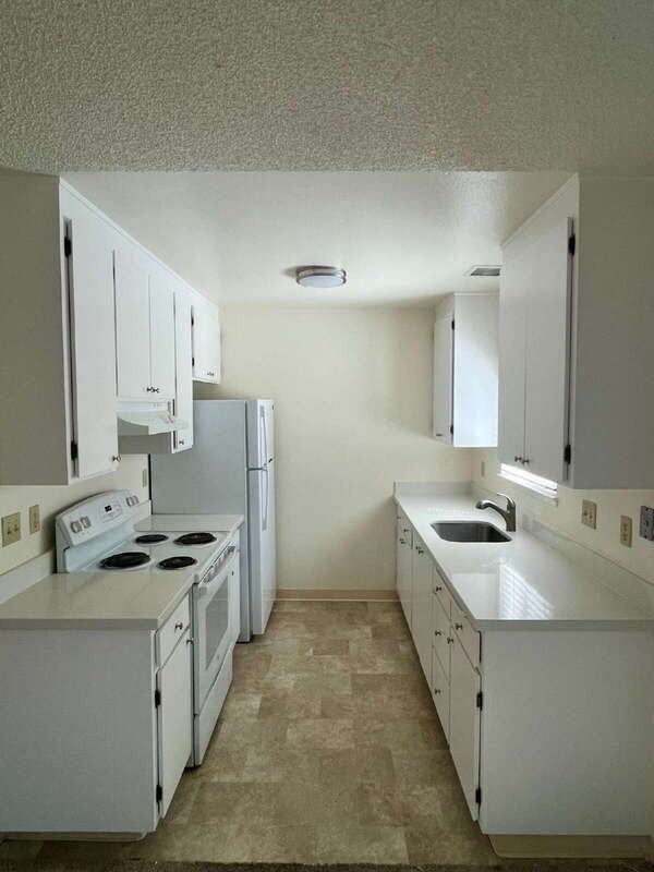 540 D St #6 - Photo 3 of 10