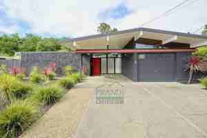 featured image of 18 Anchorage Ct