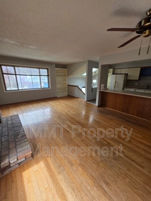 848 Jr Real Estate:Dover Street - Photo 7 of 17