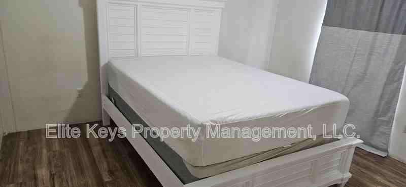 3864 Wendell St - Photo 5 of 13