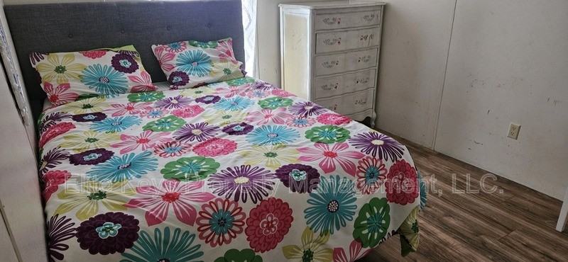 3864 Wendell St - Photo 6 of 13