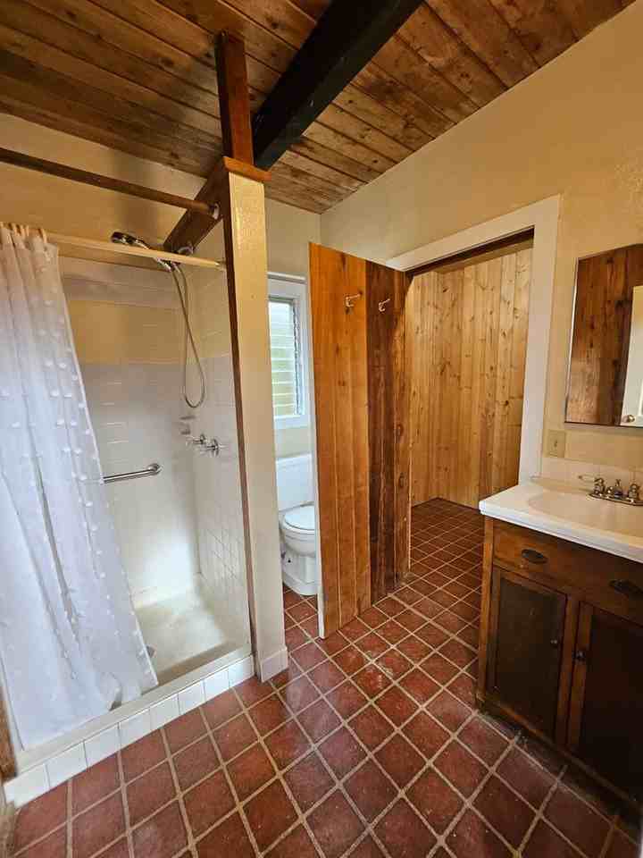 11-2917 Kamakahala St - Photo 3 of 13