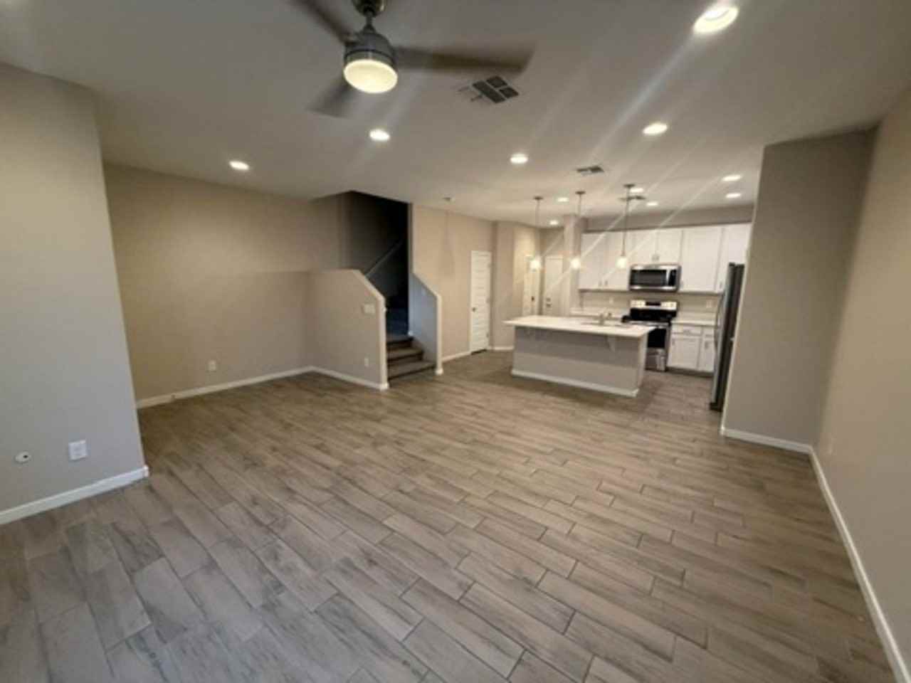 575 W Westchester Ave - Photo 5 of 18