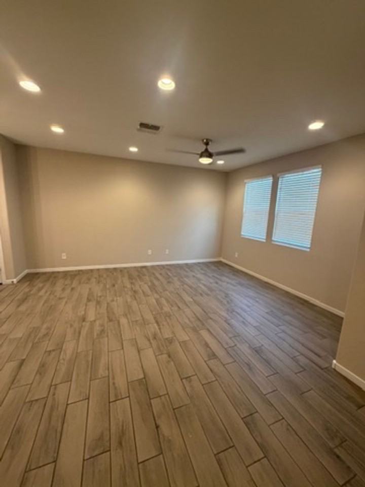 575 W Westchester Ave - Photo 6 of 18