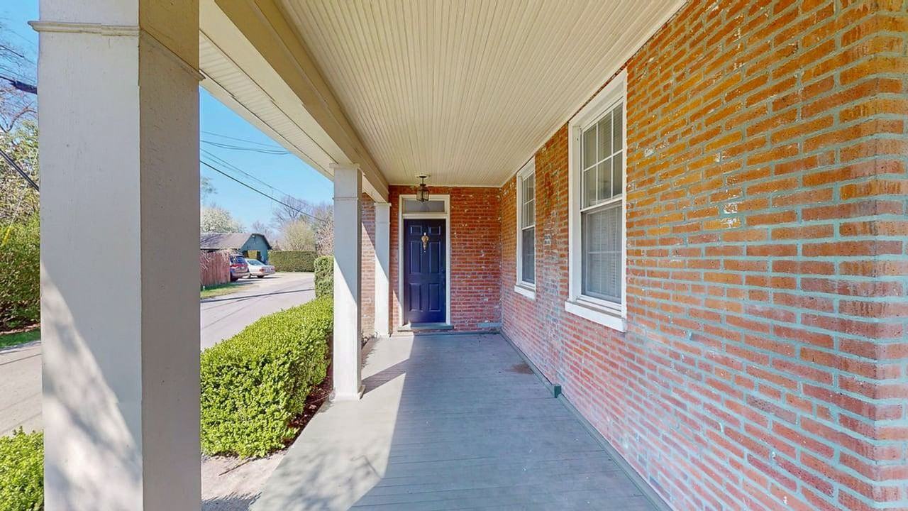 221 Front St - Photo 6 of 27