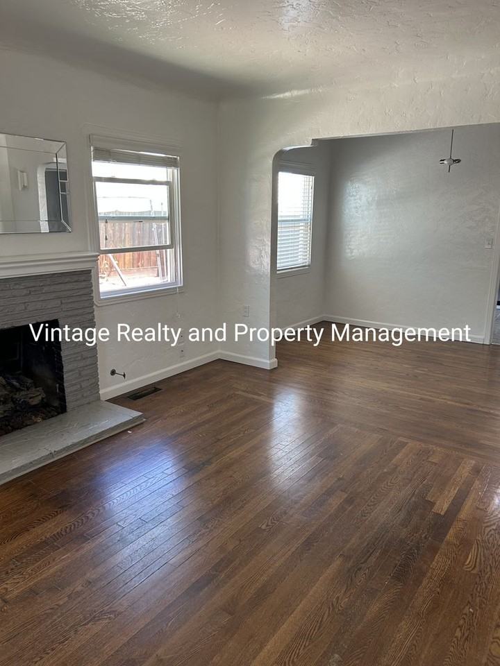 308 Louie Ave - Photo 6 of 17