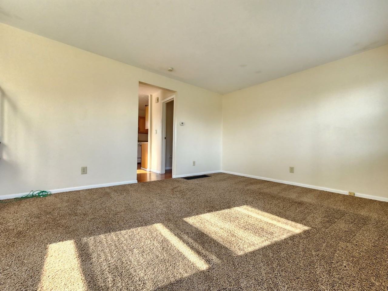 2527 Sonora Dr - Photo 6 of 25