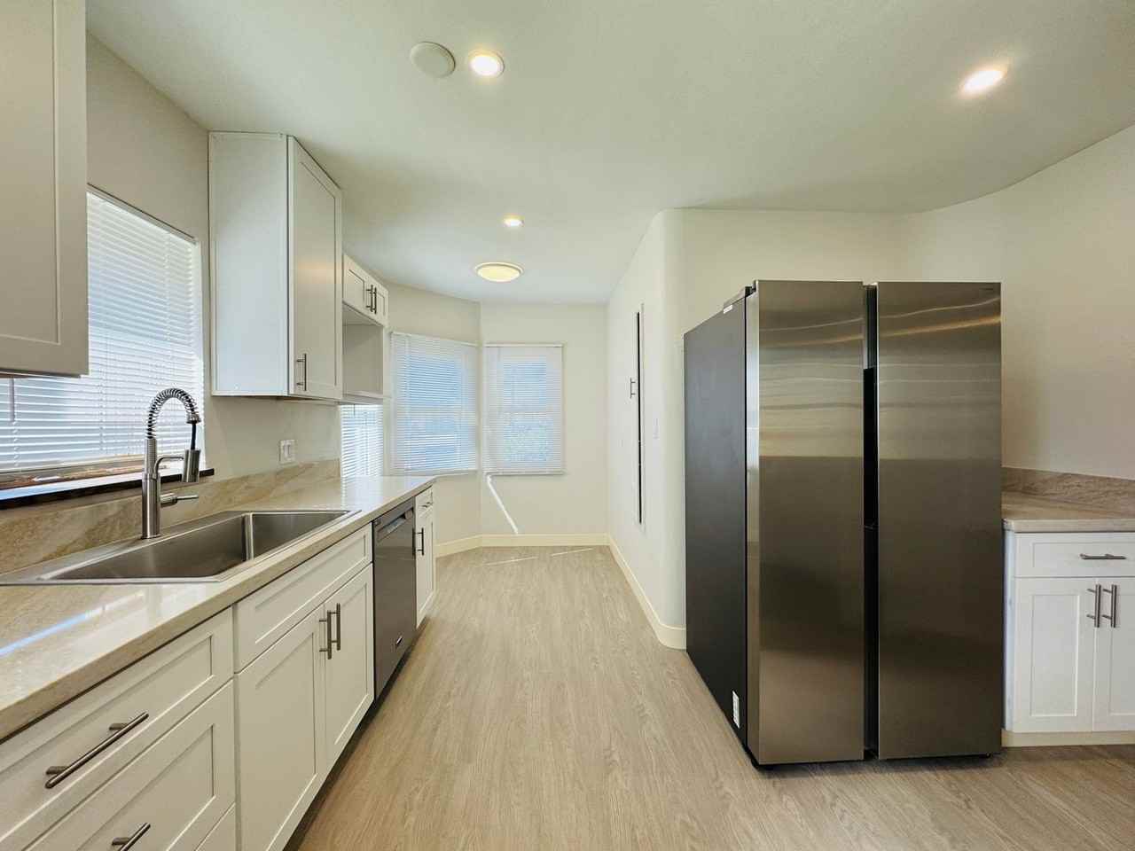 4825 Rolando Blvd - Photo 6 of 18