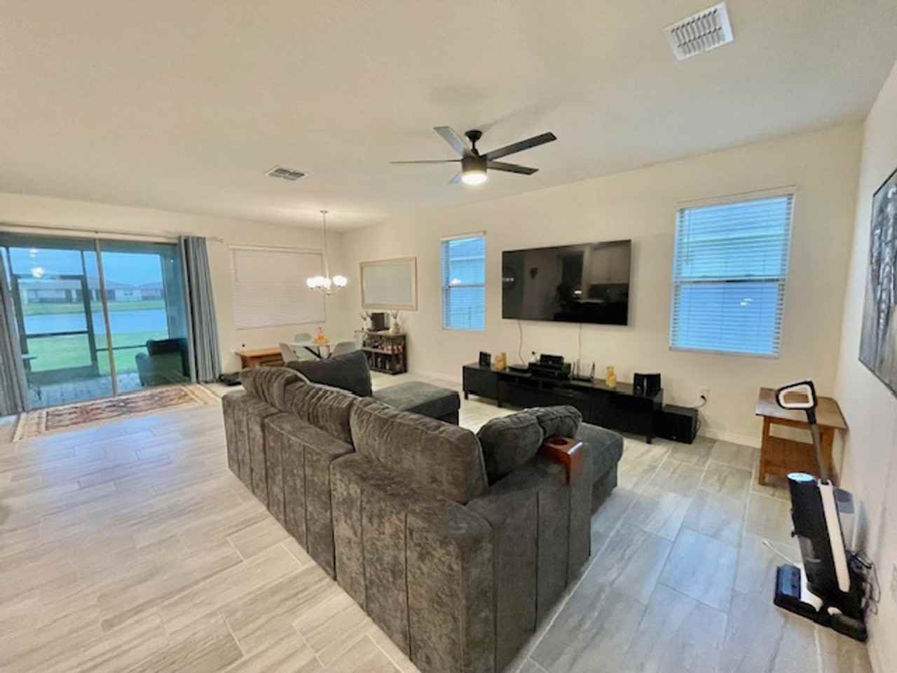 1524 Lyonsdale Ln - Photo 6 of 29