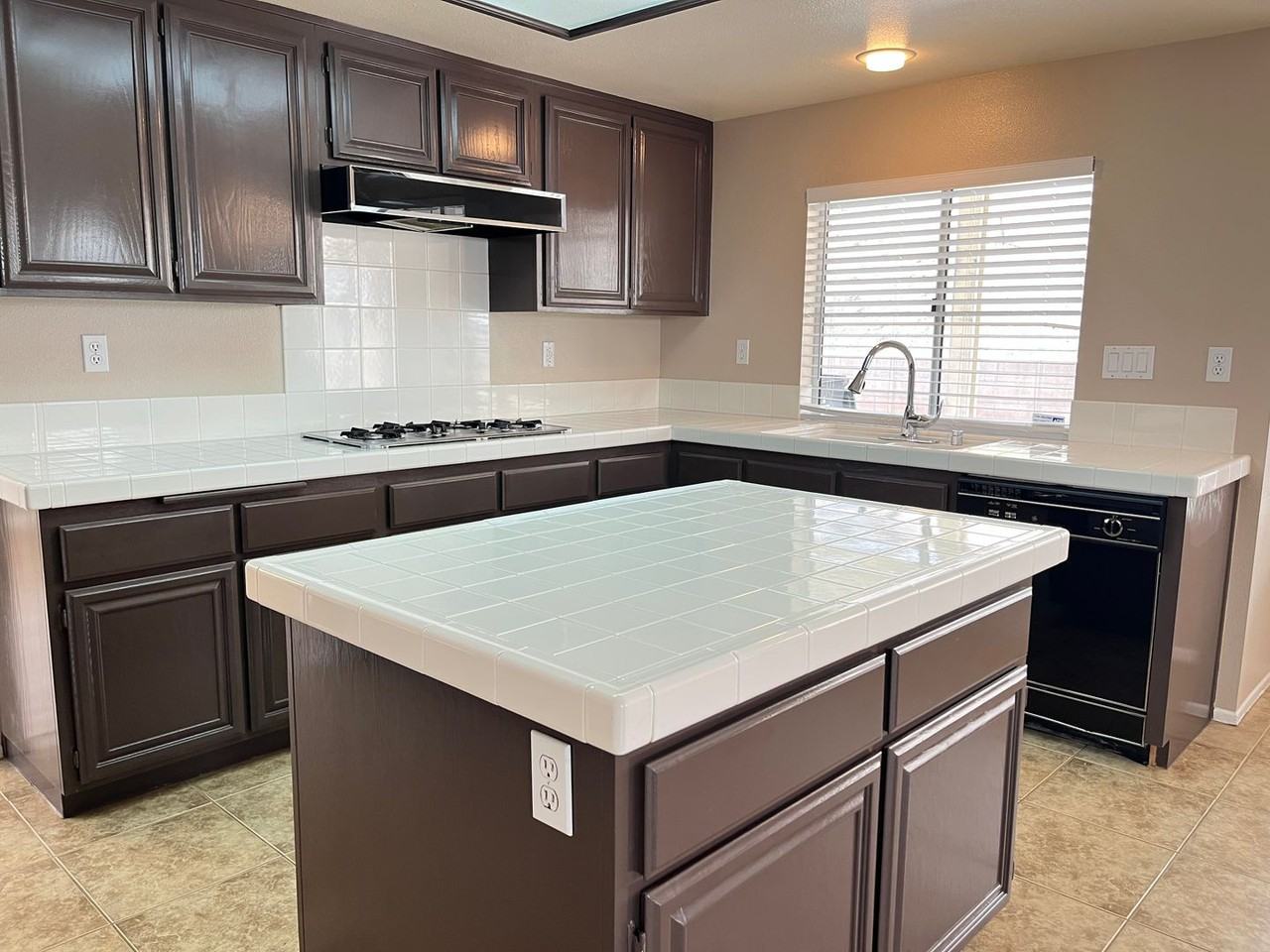 20625 Bakal Dr - Photo 5 of 26