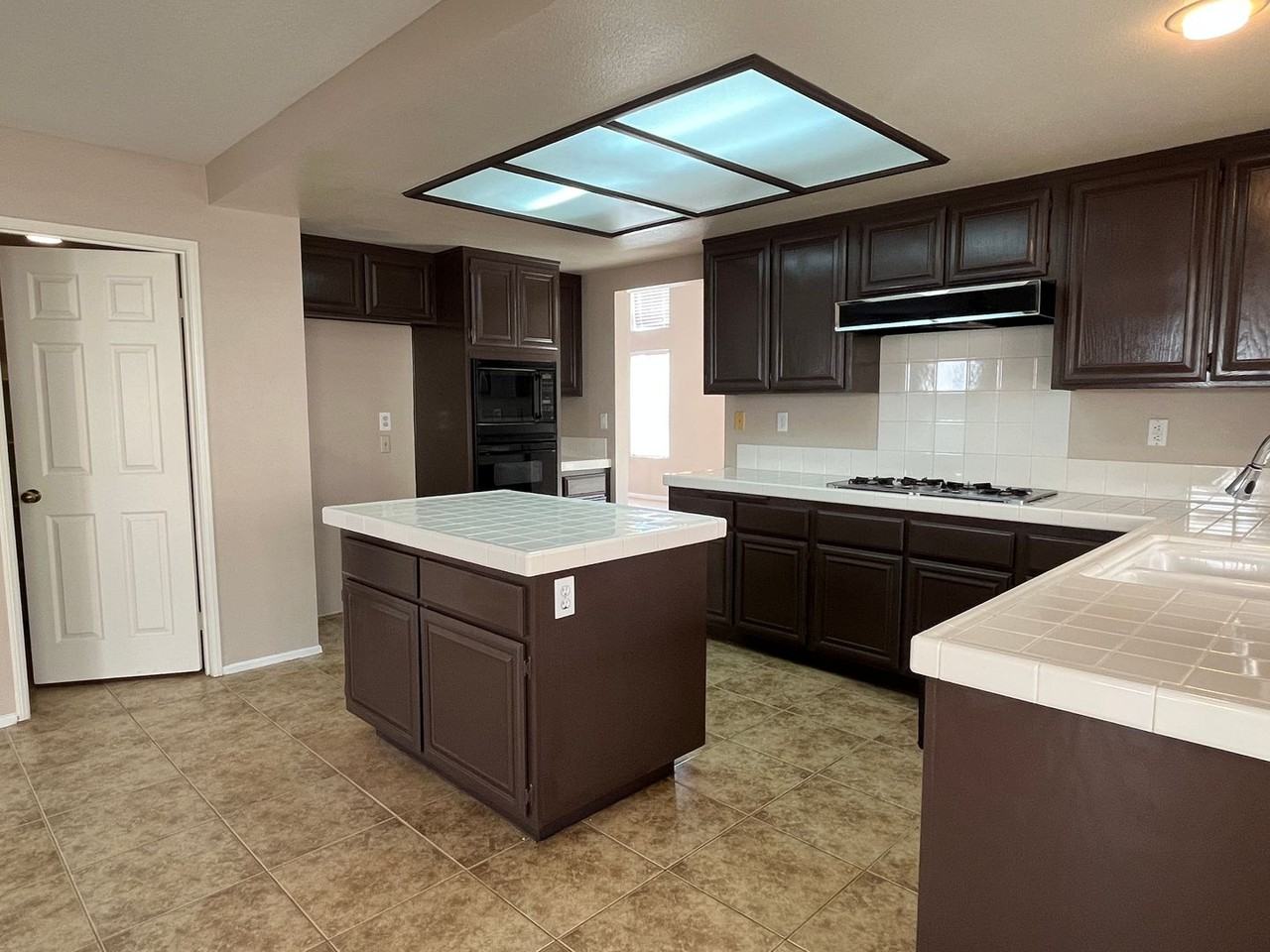 20625 Bakal Dr - Photo 6 of 26