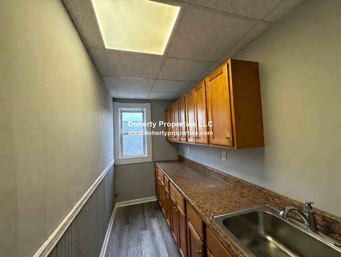 117 University Ave #3 - Photo 5 of 8