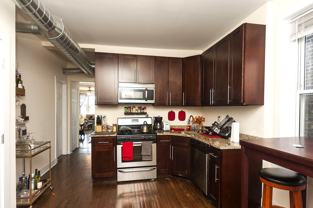 2068 N Western Ave #3F - Photo 1 of 1