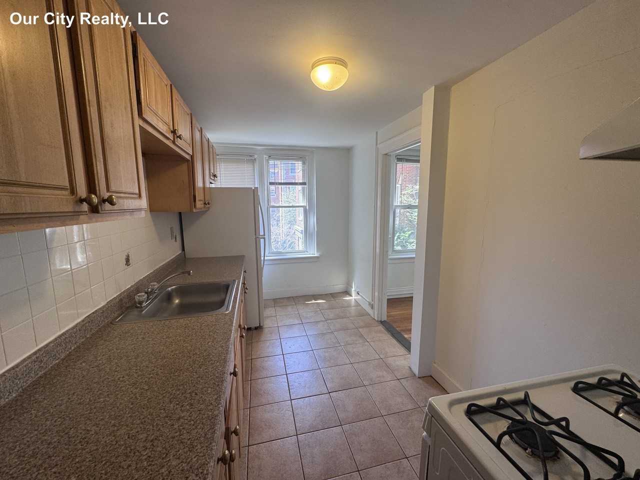 Craigie Cir. & Craigie St #23 - Photo 2 of 18