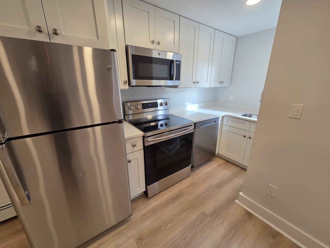 Beacon St #1 - Photo 6 of 12