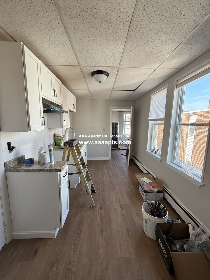 Hamilton St #5 - Photo 4 of 14