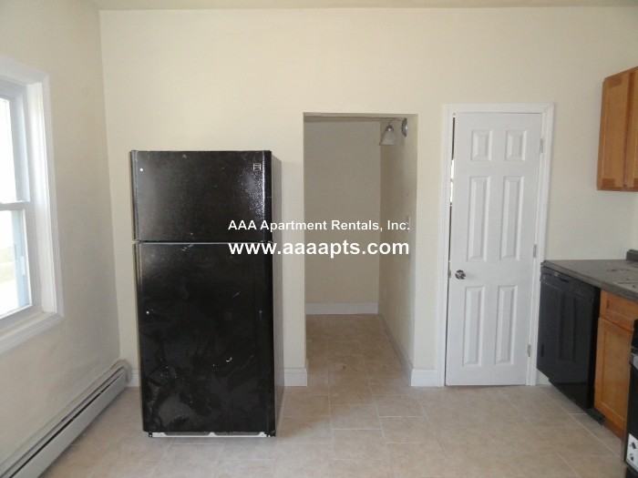 Medford St - Photo 4 of 15