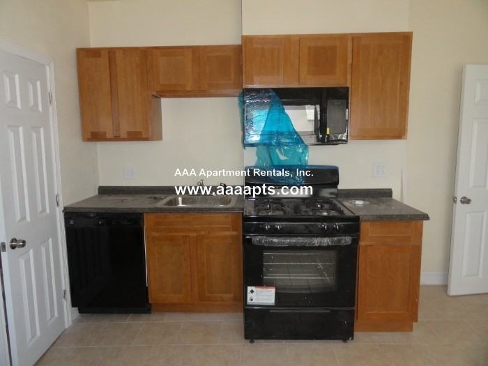 Medford St - Photo 6 of 15