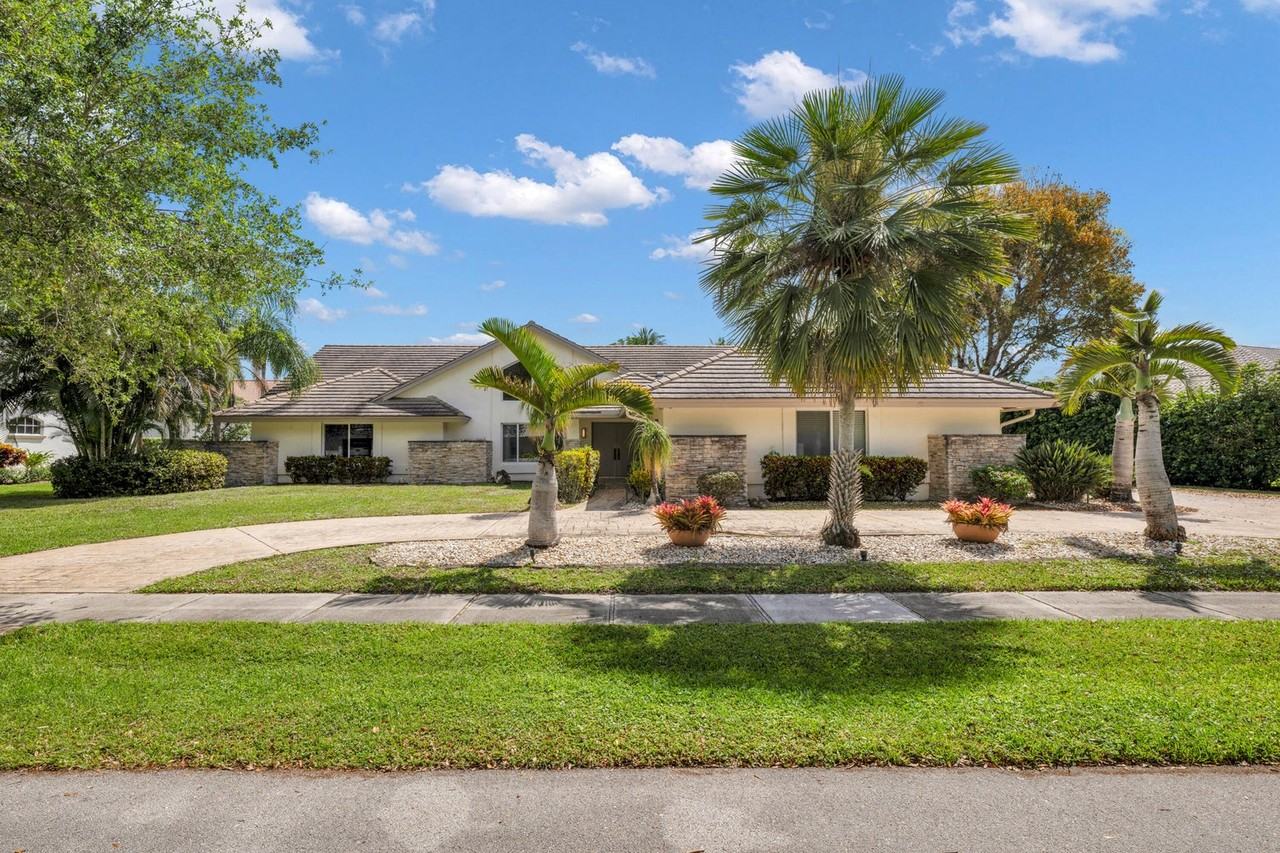 4320 Saint Charles Way - Photo 2 of 34