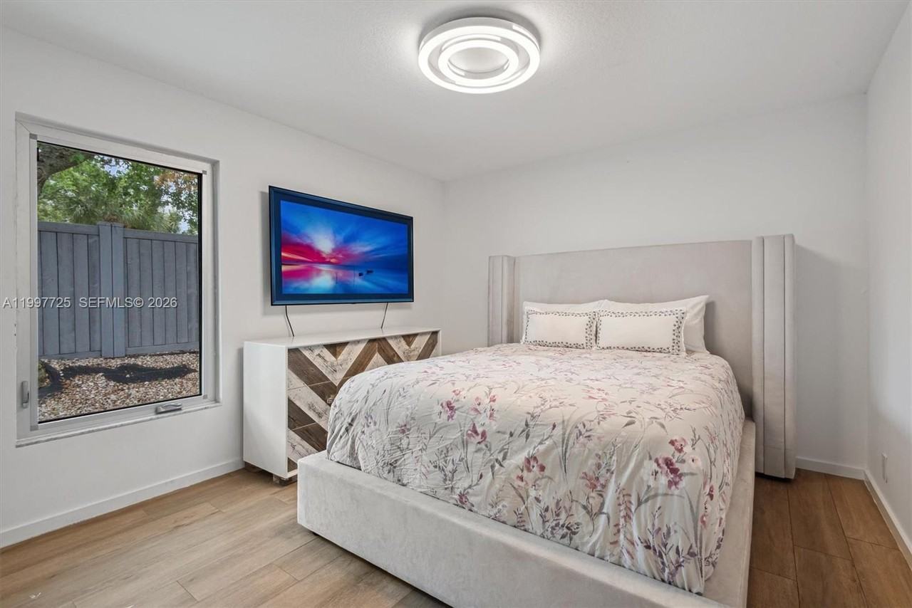 14019 N Miller Dr - Photo 5 of 18