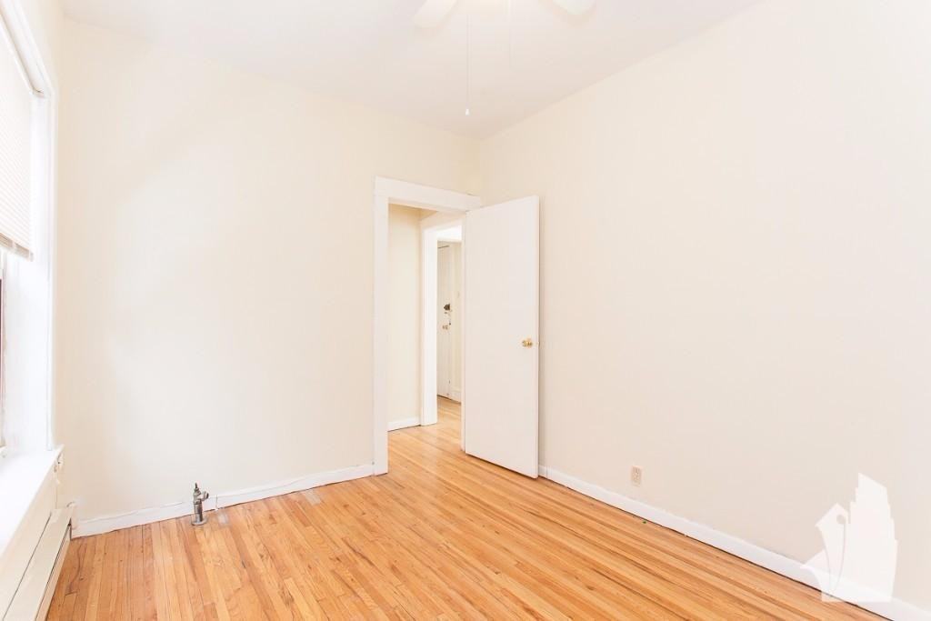 W Barry Ave #S1 - Photo 6 of 8