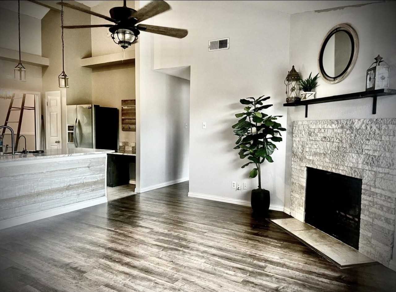 213 Hickory Springs Dr #NA - Photo 5 of 7