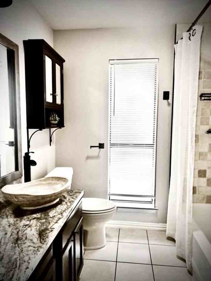 213 Hickory Springs Dr #NA - Photo 6 of 7