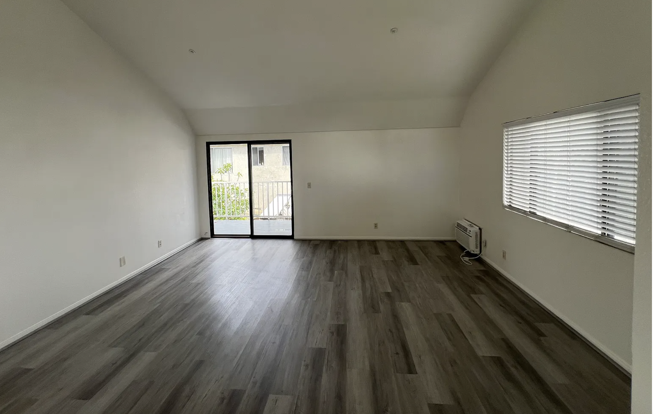 13781 Cherry Street - Photo 3 of 18