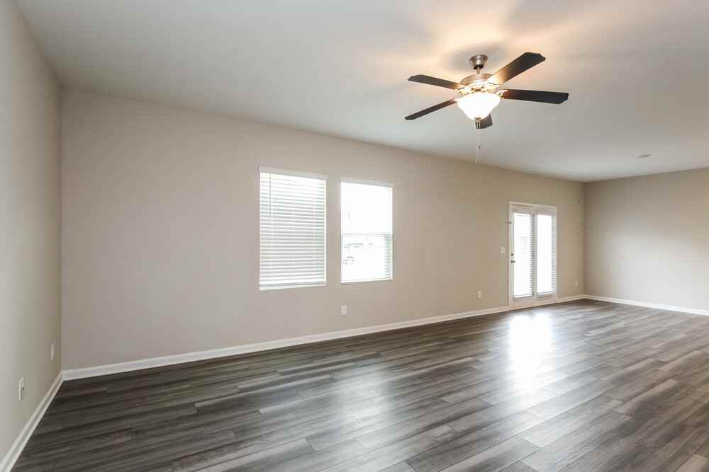 567 Knightsbridge Ln - Photo 6 of 17