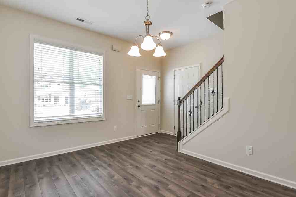 125 Crawford Pkwy - Photo 5 of 16