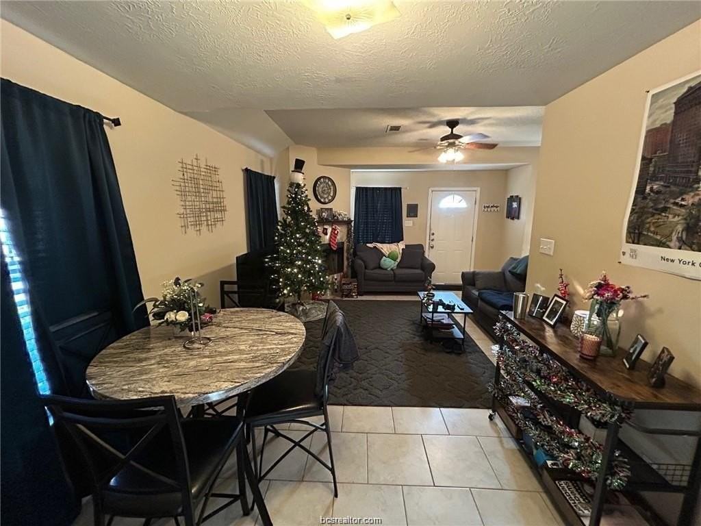 815 Avenue A - Photo 4 of 16