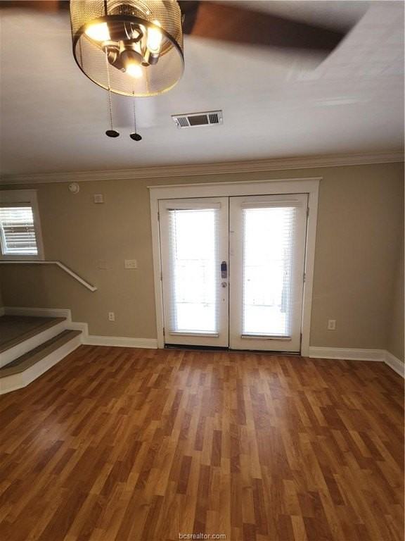 1725 Harvey Mitchell Pkwy S Apt 633 - Photo 3 of 24