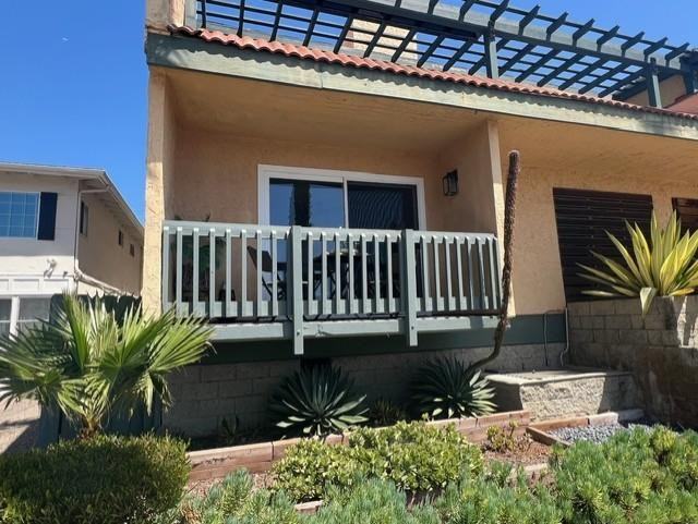 1324 S Pacific St - Photo 2 of 11