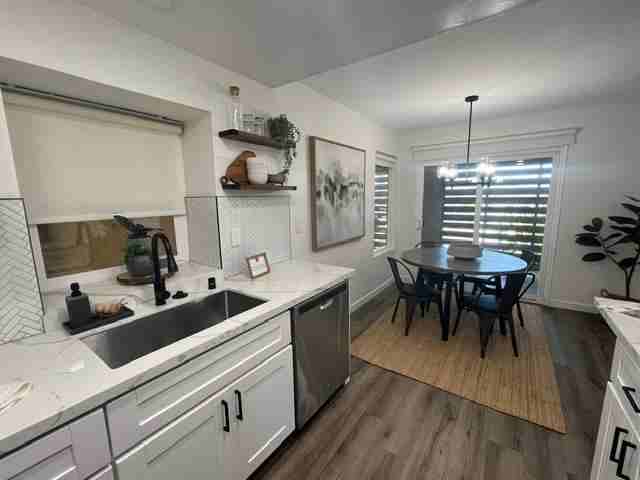 1324 S Pacific St - Photo 5 of 11