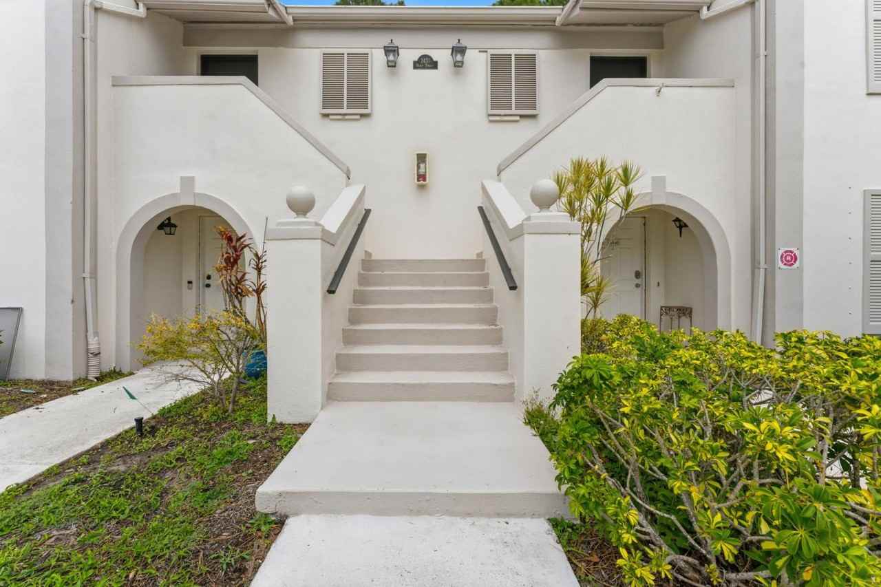 2431 Heron Ter - Photo 5 of 11